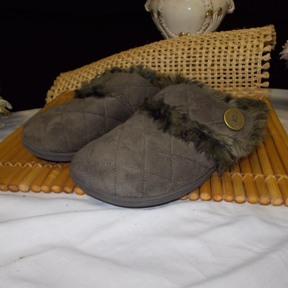 orthopedic slippers vionic